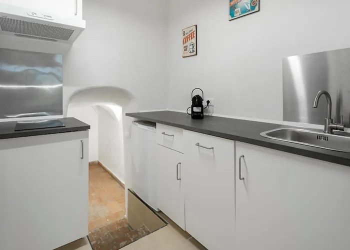 Flat - Lungara 44a Rome